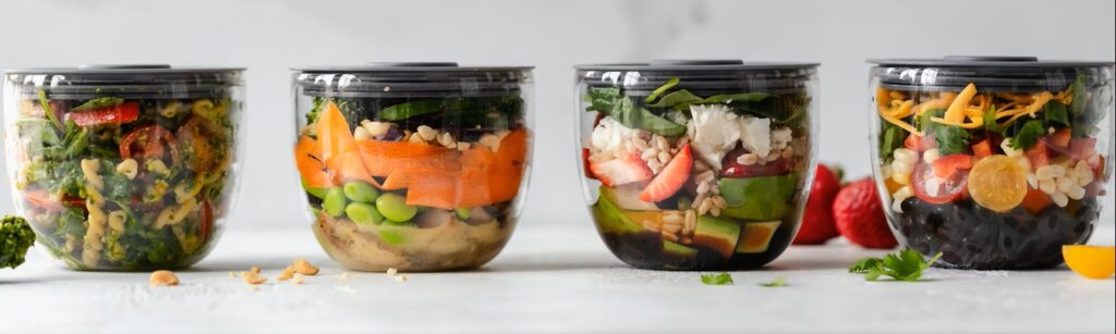 glass vs plastic for food freshness